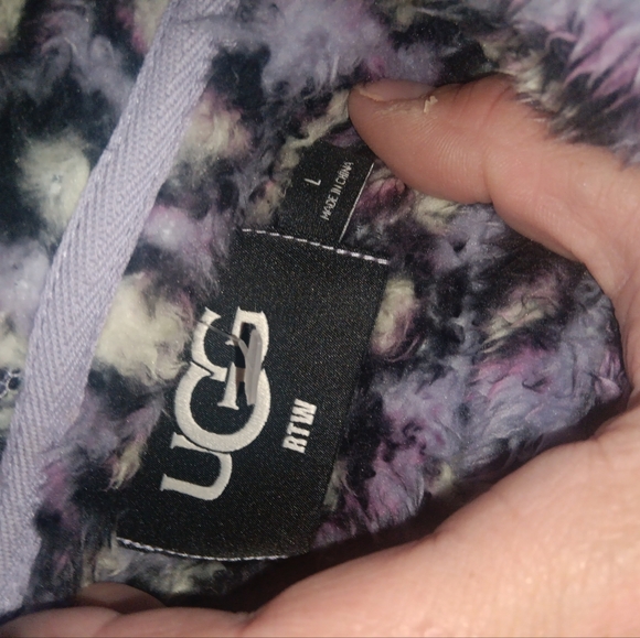 UGG Loyra Sherpa Hooded Sweatshirt - Picture 9 of 9